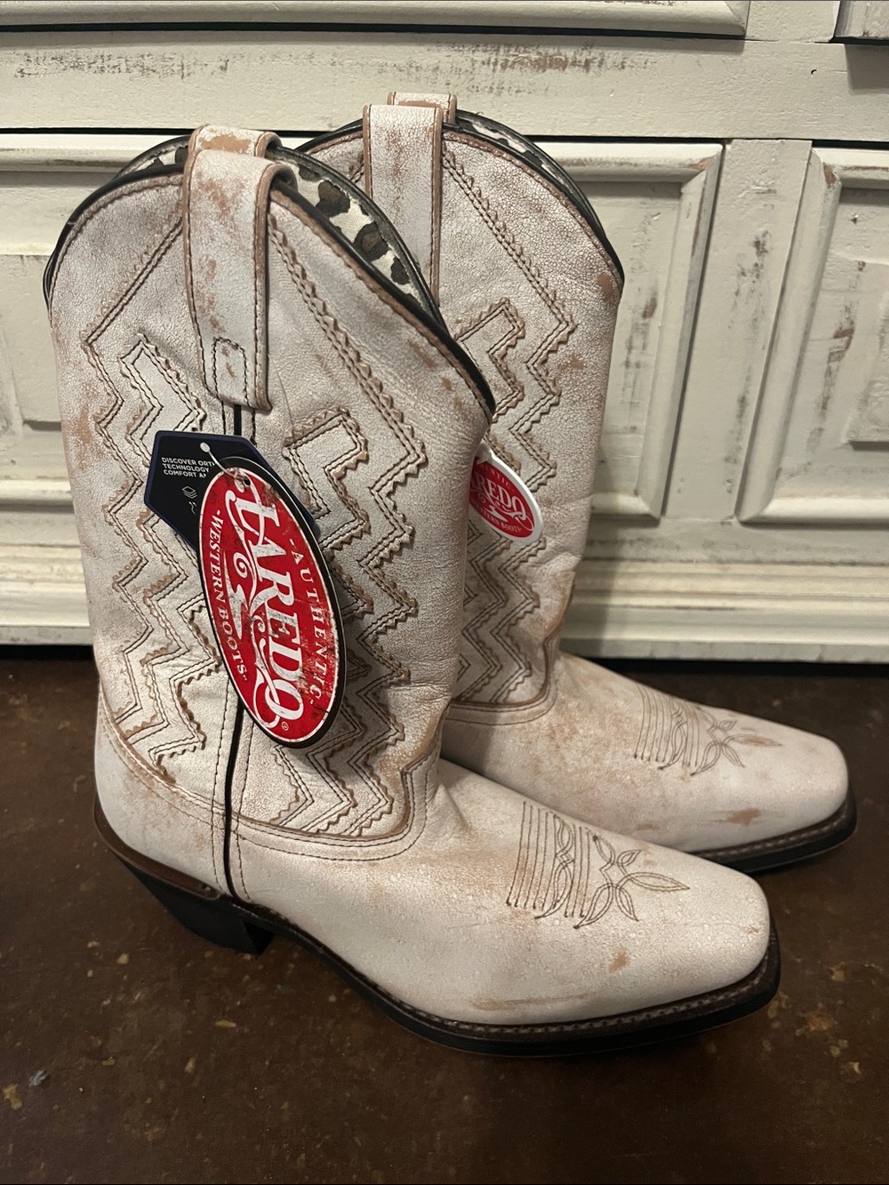 Laredo White Distressed Western Cowgirl Boots